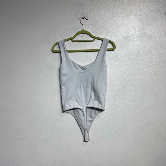 Free People Intimately White Scoop Neck Bodysuit Sz M - Picture 8 of 11